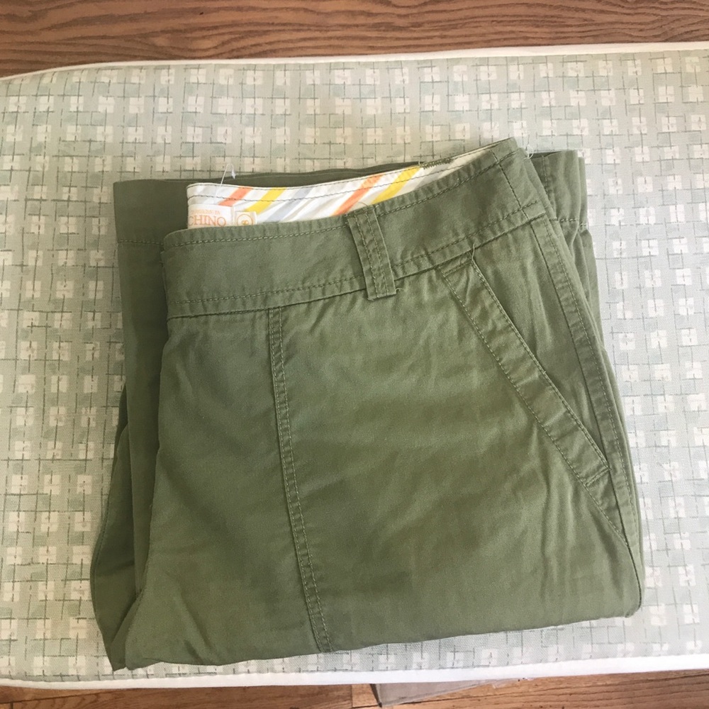 Women’s J Crew City Fit Chino Pants